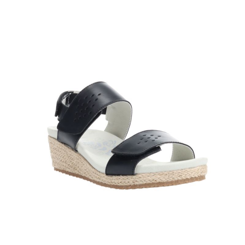 Black Women\'s Propet Madrid Sandals | X82TKVsS