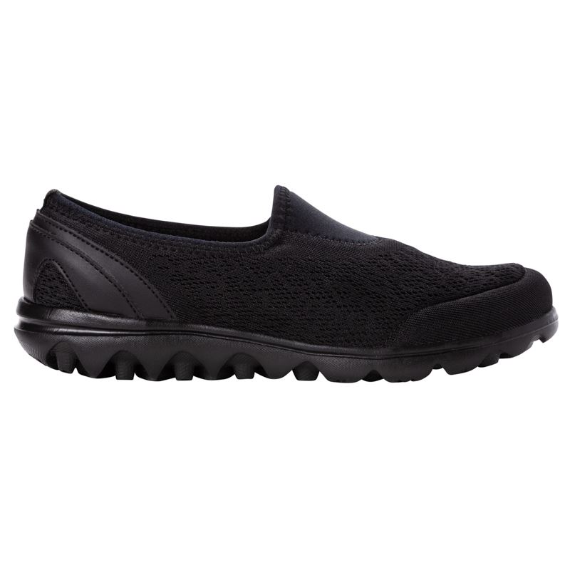 Black Women's Propet TravelActive Slip-On Sneakers | 1aqmVXMz