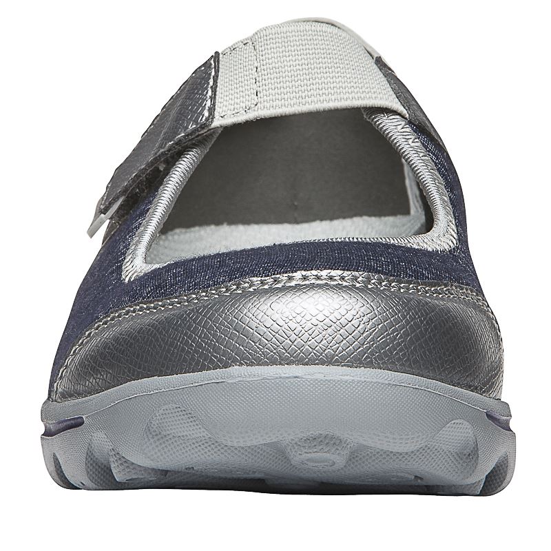 Grey / Silver Women's Propet Onalee Flat Shoes | pYr5GTJR