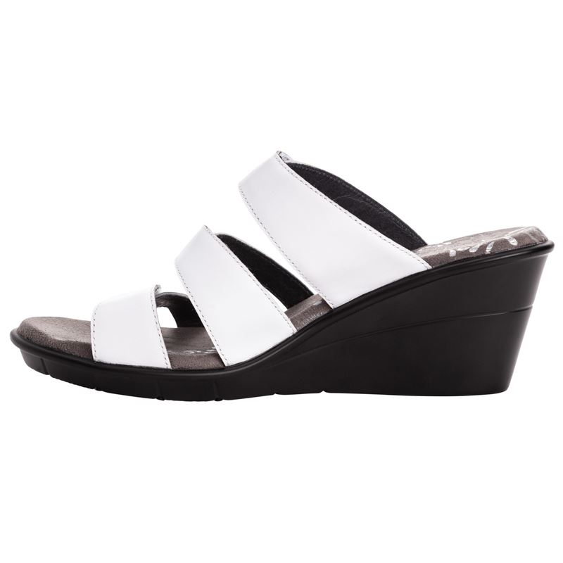 White Women's Propet Lexie Sandals | jMBwmo3y