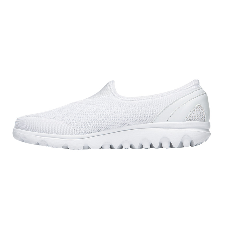 White Women's Propet TravelActive Slip-On Sneakers | VNluTkbu