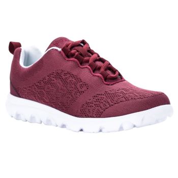 Cranberry Women's Propet TravelActiv Sneakers | GkMlENr5